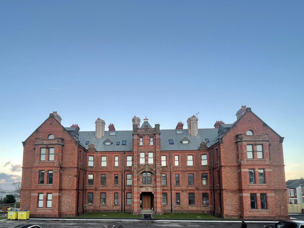 Gibson Manor Apartments 沃勒西 外观 照片