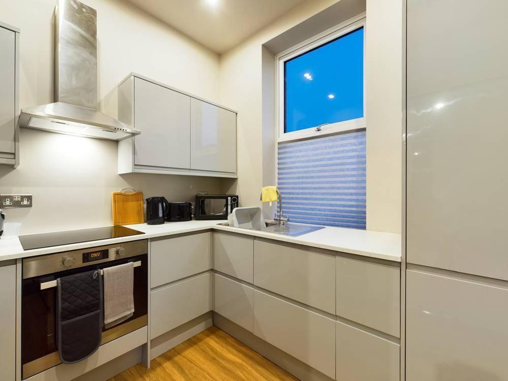 Gibson Manor Apartments 沃勒西 外观 照片